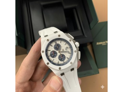 Audemars Piguet Royal Oak Offshore 26402CB als Replica Uhr im Praxistest